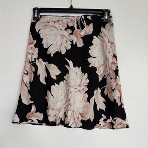 Aritzia Babaton Floral Black and Cream Women's Skirt